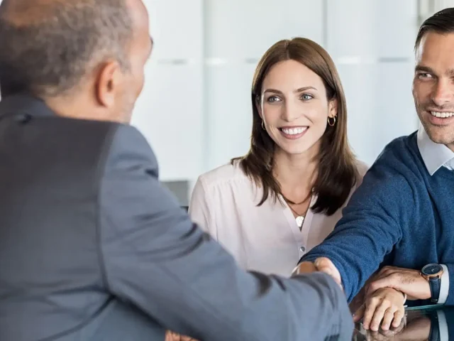 Weiterbildung in der Finanz-, Versicherungs- & Immobilienbranche – Alles, was Sie wissen müssen – strukturiert & verständlich